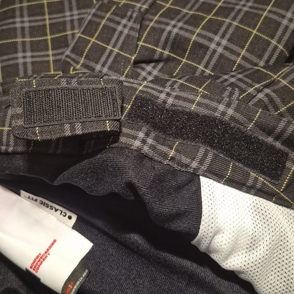 Bonfire men's size Medium black plaid classic fit snowboarding pants EUC - Picture 10 of 13